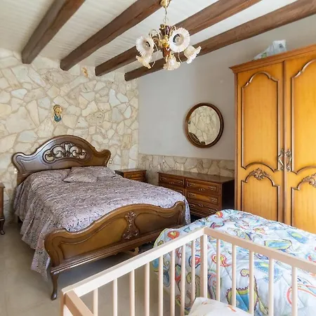 5 Bedroom In * Villarrín de Campos