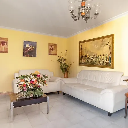 5 Bedroom In Villarrín de Campos