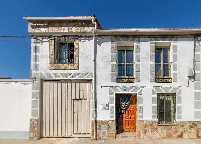 Stunning In Дом отдыха Villarrin de Campos