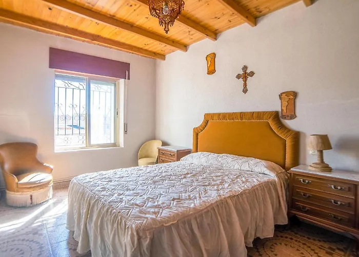 Дом отдыха Stunning In Villarrin de Campos